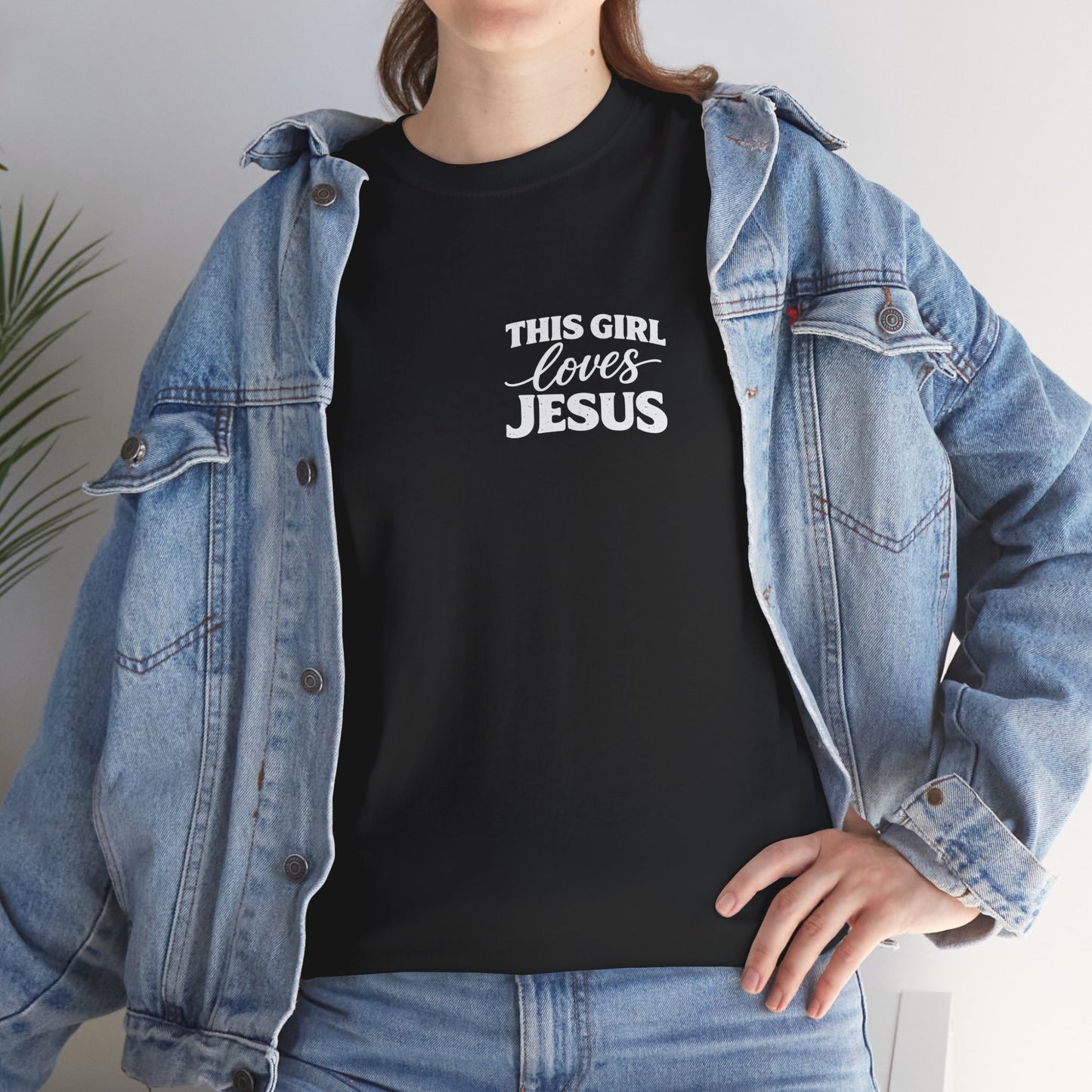 This Girl Loves Jesus | Jesus Loves You